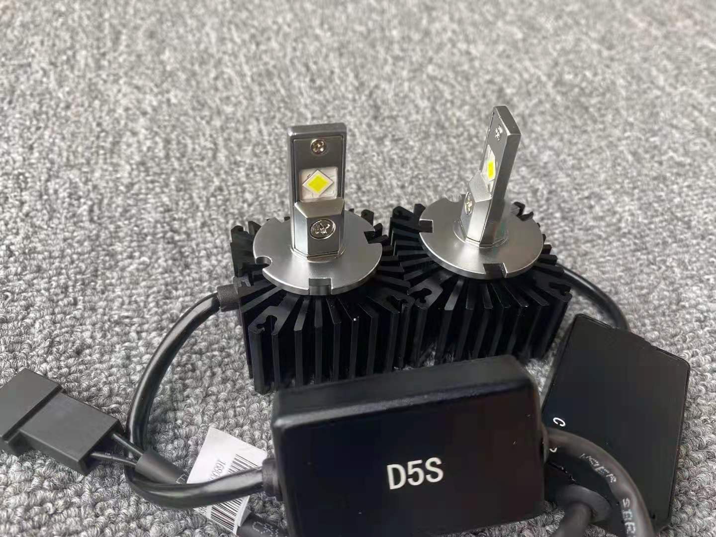 LED D5S.jpg2.jpg