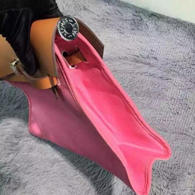 46221_145216978867598.jpg